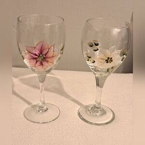 Wine Glasses Christmas Decor